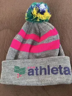 athleta ボンボン付きニット帽　アスレタ