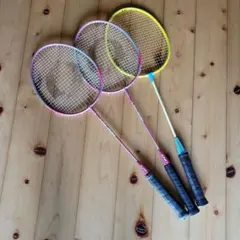 【送料込】バドミントンラケット 3本セットのサムネイル
