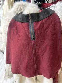 ワインレッドとグレーのリバーシブルスカート