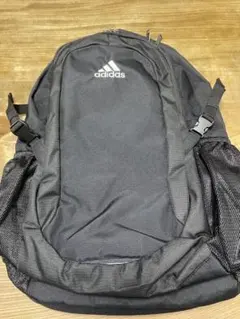 adidas リュック 67973 黒 33×12×20 cm - メルカリ