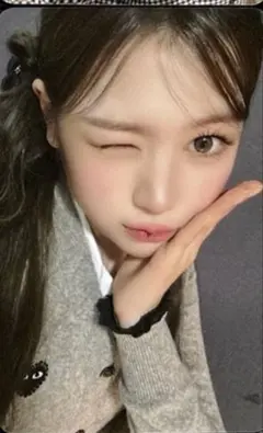 イェオン トレカ focus