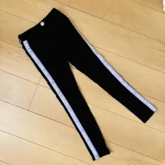 Item thumbnail for item 18037068-58f5-471e-a2c2-51a46b1b8653