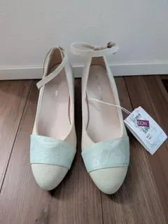 新品未使用★marie claire bis アンクルストラップ パンプスのサムネイル