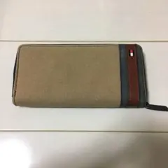 トミーヒルフィガー  財布　長財布