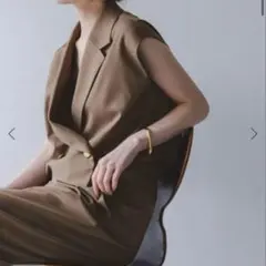 NOBLE エステルツイルショートジレブラウス 브라운