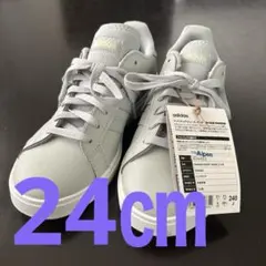 アディダス　新品　レディース　スニーカー　ミントグリーン　24㎝