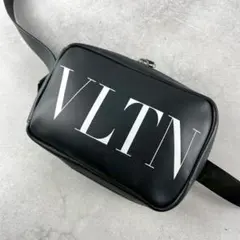 未使用級✨ VALENTINO ショルダーバッグ VLTN ロゴ 斜め掛けのサムネイル
