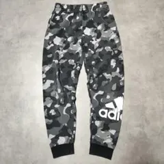 adidas スウェットパンツ 迷彩 カモフラ ビッグロゴ レディースＬ