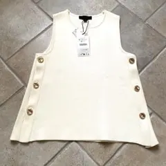 ZARA ボタン付きニットベスト