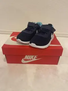 Nike Tanjun 8C ネイビーブルー