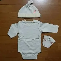 ★未使用★コムサイズム　ロンパース 70＆帽子 44-46＆ミトン50-70　Ｂ
