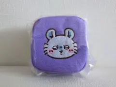 【新品タグ付き】ちいかわ カラビナつき刺繍スクエアミニポーチ モモンガ