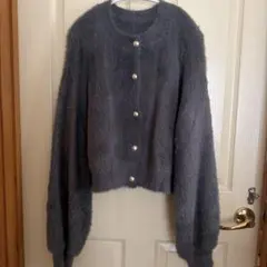 Riberry 金ボタンシャギーニットカーディガン　チャコールグレー
