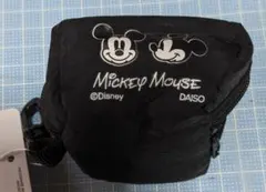 ディズニー daiso マルチポーチ 黒 1個