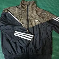 adidas クロコダイルパターン ジャケット