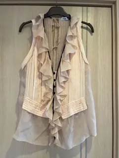 ZARA フリルノースリーブシャツ M ピンクページュ♪