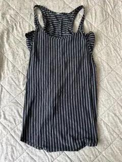 ルルレモン　ストライプ （後ろクロスデザイン）タンクトップ