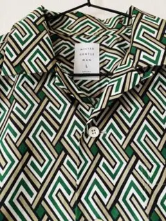 MISTERGENTLEMAN 幾何学柄 半袖シャツ Lサイズのサムネイル