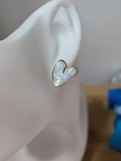 ハート型ピアス ゴールドメッキ マザーオブパール