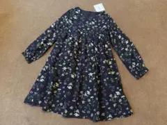 新品タグ付き【BeBe】花柄ワンピース　120cm