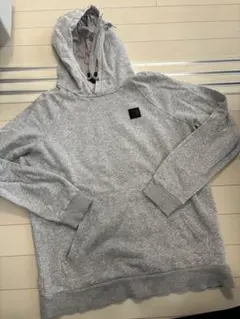 アンダーアーマーパーカー