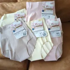 新品未使用)GUNZE綿65%ショーツ5枚セット/М！定価5500円！潤い保湿