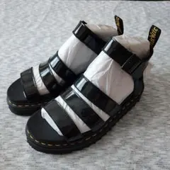 Dr. Martens mattison サンダル チェック柄 厚底 - メルカリ