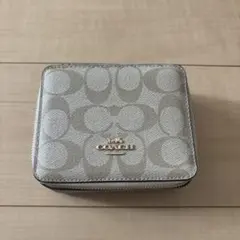 GW限定価格⭐︎COACH アクセサリーケース ポーチのサムネイル