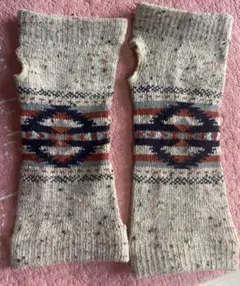 ニット アームカバー 幾何学模様 ベージュ