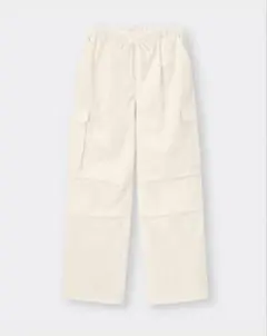 GU ホワイト パラシュートカーゴパンツ