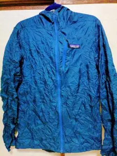 美品☆Patagonia 超薄手 軽量 コンパクト収納のサムネイル