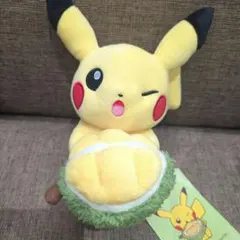 ポケモンセンター シンガポール限定 ピカチュウぬいぐるみ(ドリアン