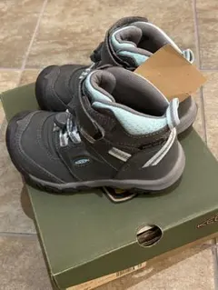未使用品　タグ付き　KEEN 16センチ