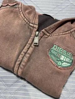 DIESELのサムネイル