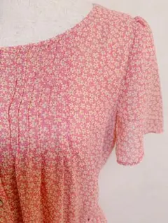 earth ワンピース 小花柄