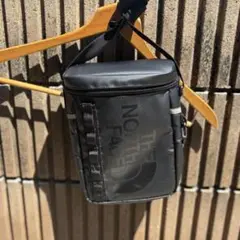THE NORTH FACE ヒューズボックスポーチショルダーバッグ