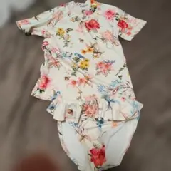 フラワープリント水着 110cm 半袖