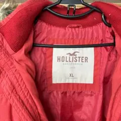 HOLLISTER のダウンパーカーになります。とても柔らかくしかも暖かさ抜群。