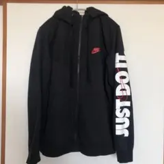 ナイキブルゾンパーカー黒