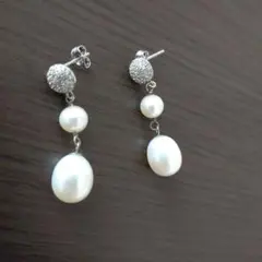 新品未使用 ピアス パール 三連 パール ロング シルバー 結婚式