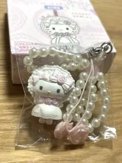 【新品未使用】サンリオ　ホワイトフリルデザイン　 ストラップ　ハローキティ
