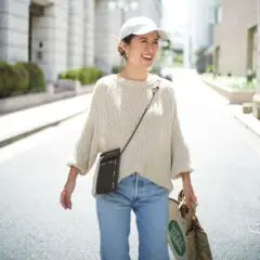 大草直子CROSSBODY PHONE CASE