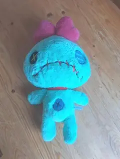 美品　ディズニーリゾート　リロ＆スティッチ　スクランプ　ぬいぐるみ