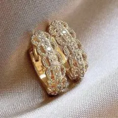 CZ レース調　フープピアス　ゴールド　小ぶり　大人可愛い　上品　透かし