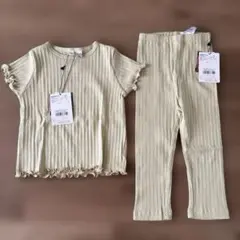 【新品未着用タグ付き】マーキーズ　カットソー　パンツのサムネイル