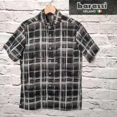 極美品■barassi MILANO 総柄 半袖シャツ　ブラック系 幾何学のサムネイル