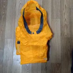 monーt-bellのレインポンチョ