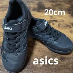 asics ブラック スニーカー