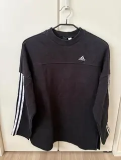 adidas ×MOUSSYコラボ　ブラック トレーナー Sサイズのサムネイル