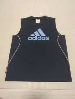 adidas ネイビー ノースリーブ タンクトップ